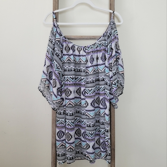 ⭐️40% Off⭐️ Miken Swim Aztec Print Swimsuit Coverup - Picture 2 of 6